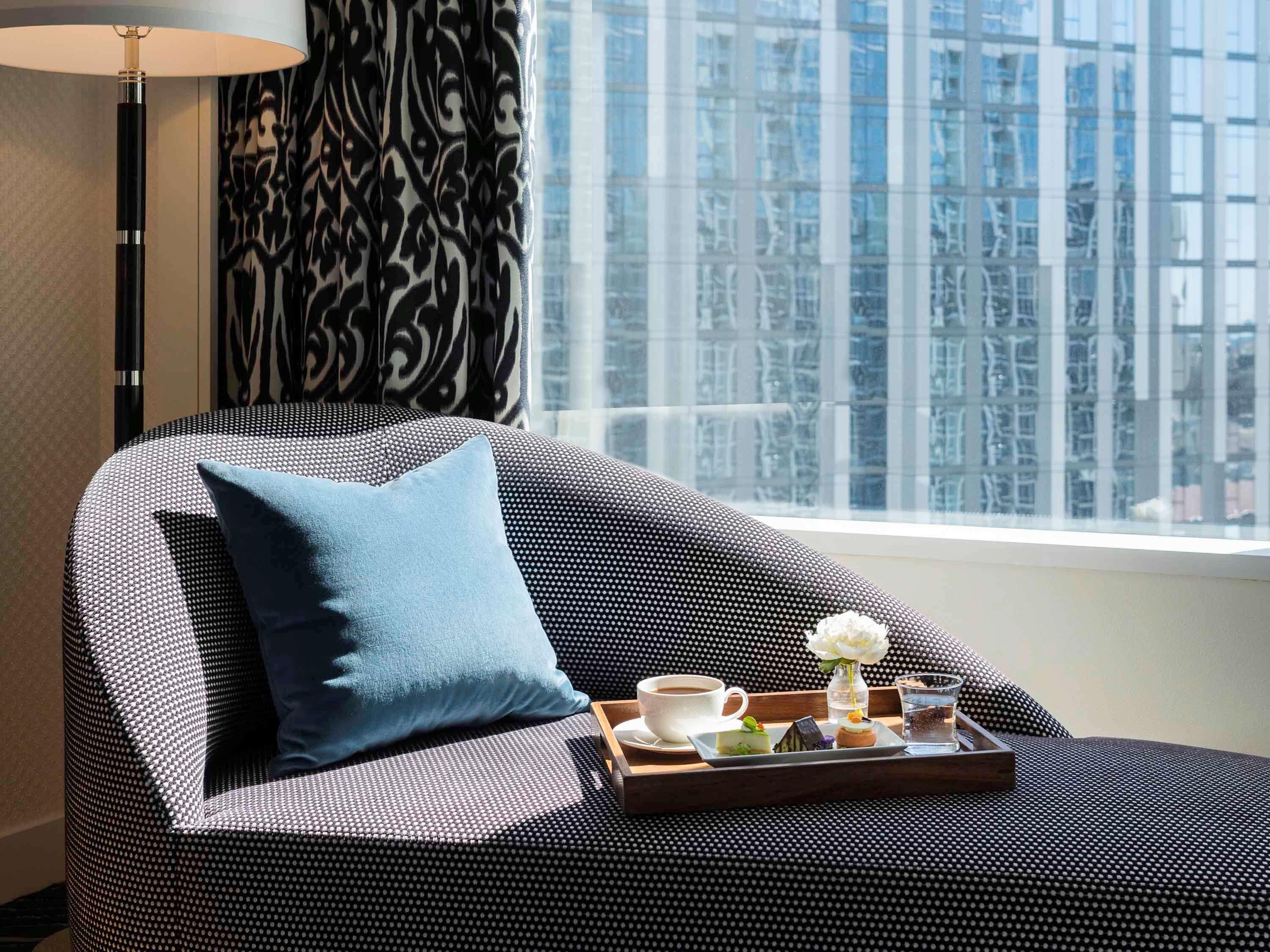 Sofitel Chicago Magnificent Mile Hotell Eksteriør bilde A room at the hotel