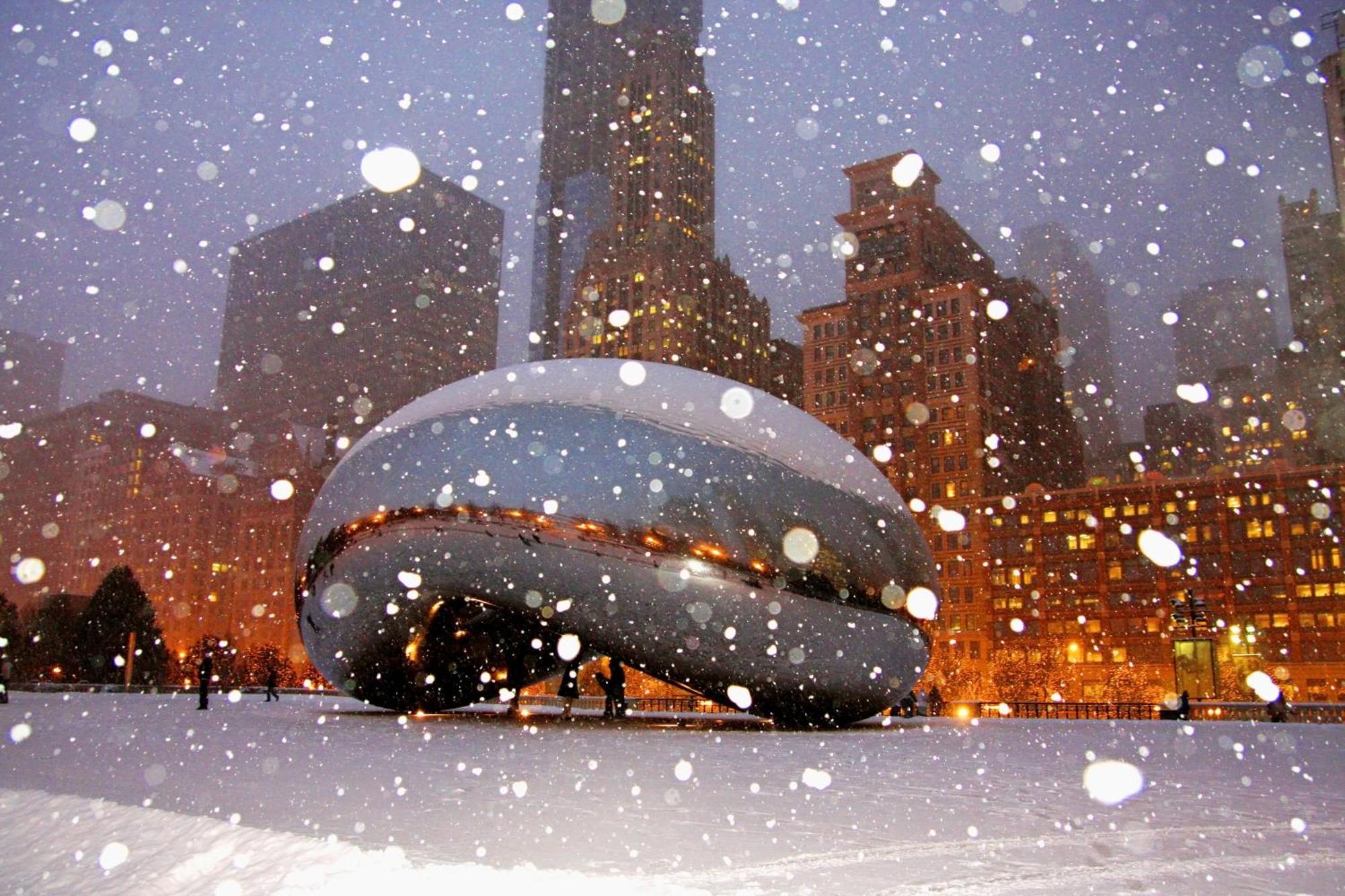 Sofitel Chicago Magnificent Mile Hotell Eksteriør bilde The Cloud Gate in Chicago, Illinois, United States